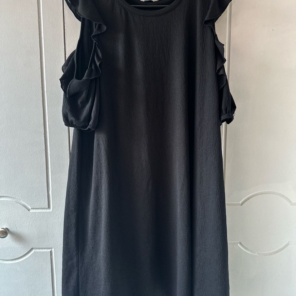 Elegant Black Ruffle Sleeve Dress